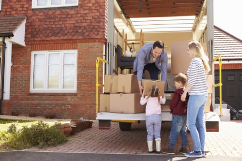 Furniture and storage relocation support for Richmond customers